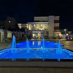 Colis منتجع